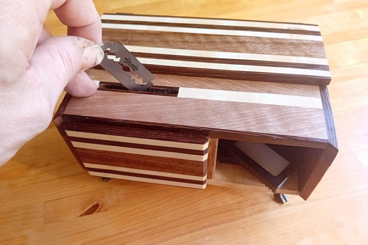 Rasierbox