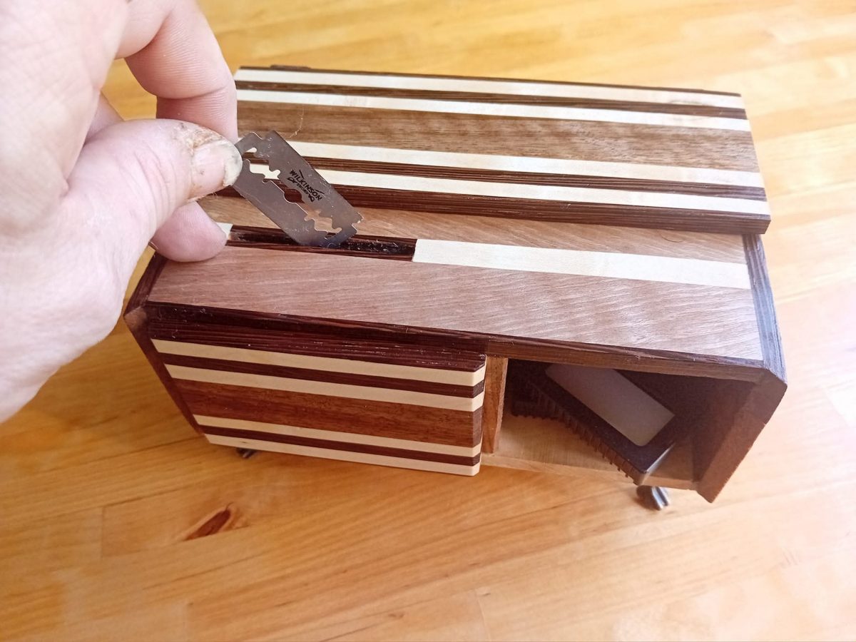 Rasierbox