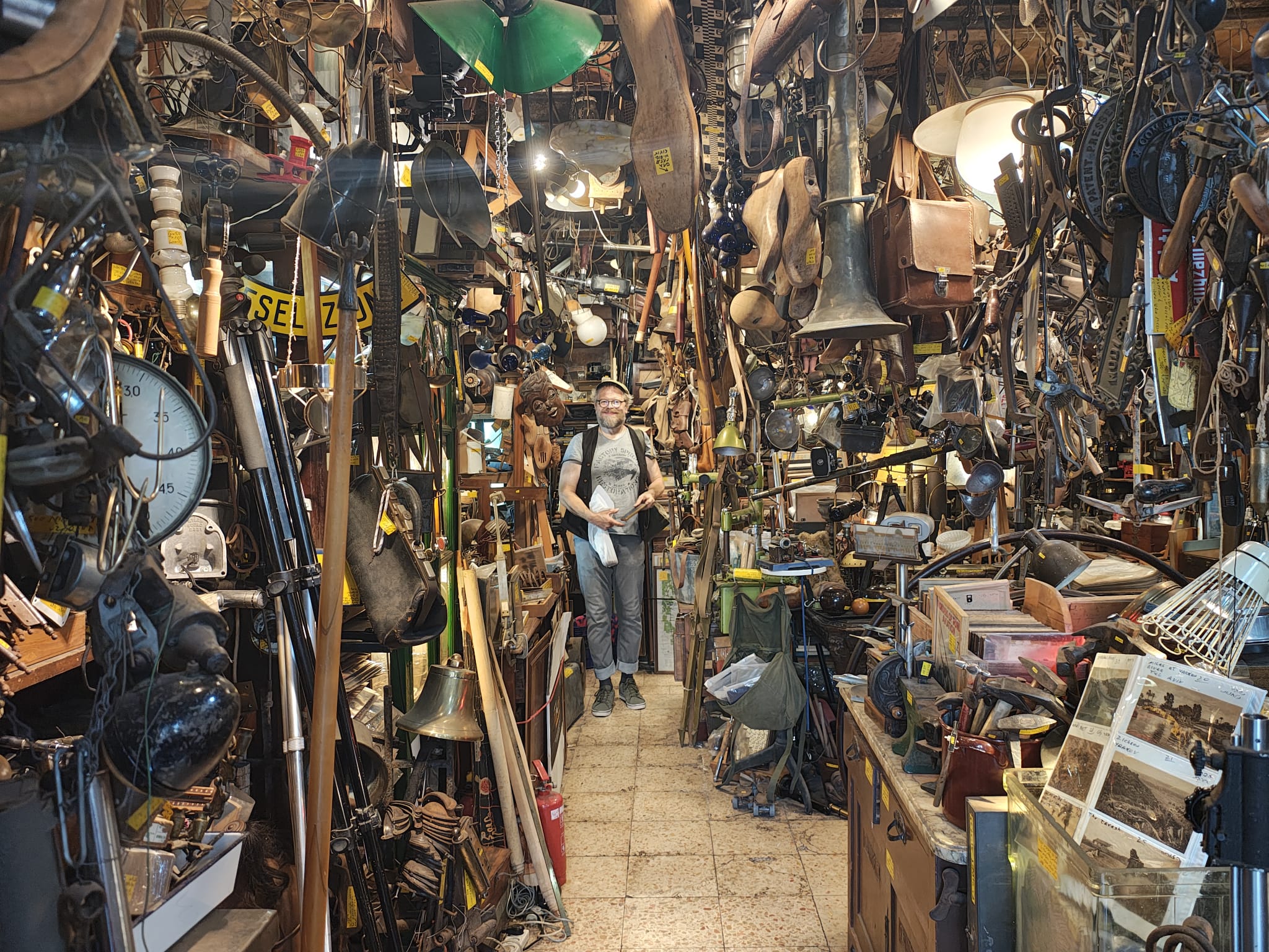 Antique & Vintage Store at Yafo Flea Market, TLV