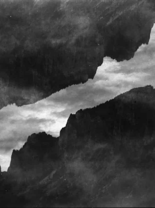 Dark Lake, Deep Woods: Nikon F100, Rollei RPX 25, AM74